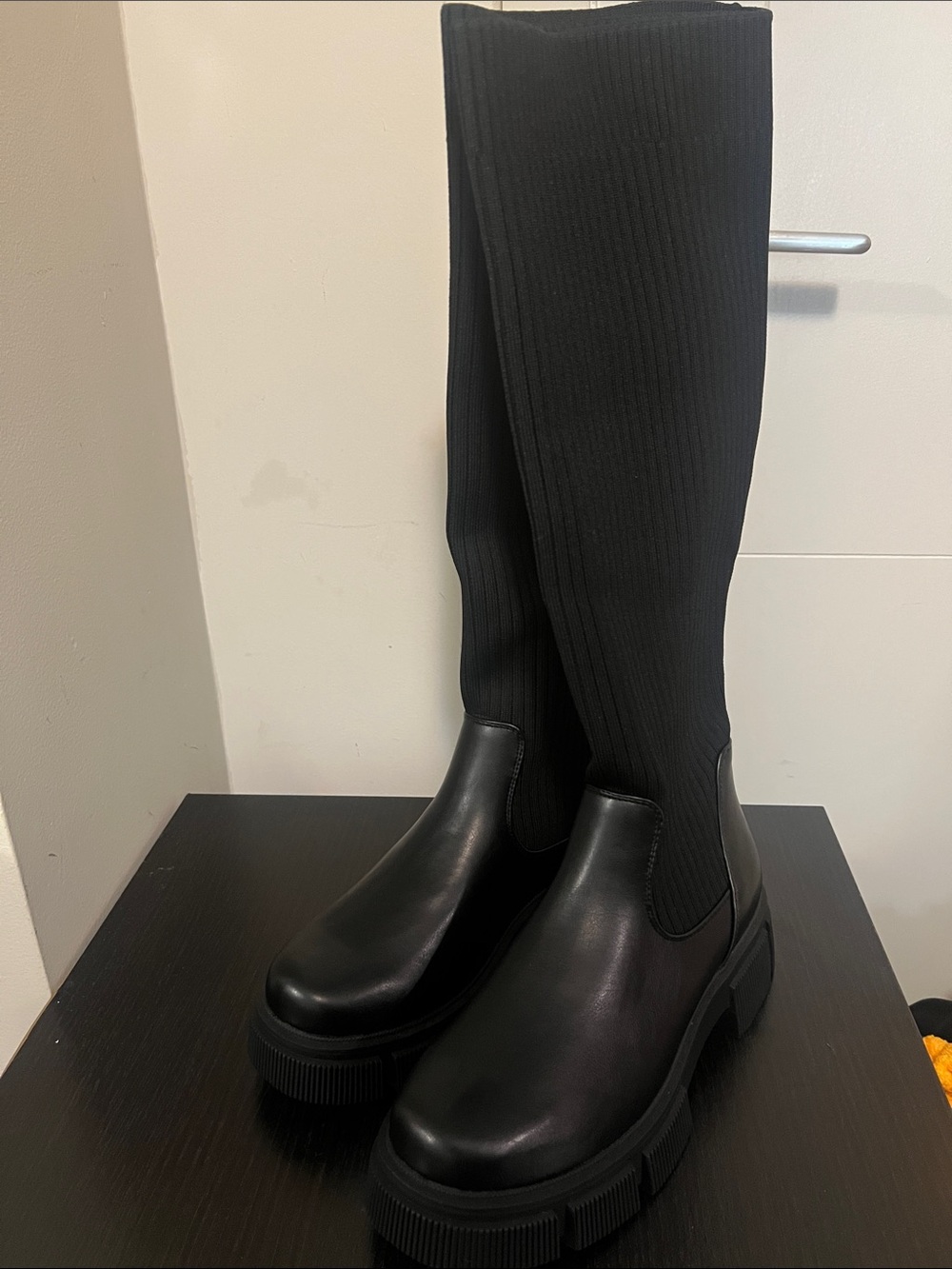 JustFab Black Knee-High Platform Pull-On Boots